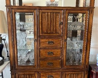 Beautiful Kathy Ireland Furniture Lighted Display Unit