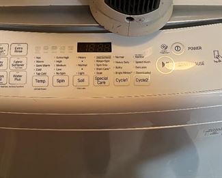 2017 LG  Washing Machine Ser. #705kwxd04282.  Model DLR1891W