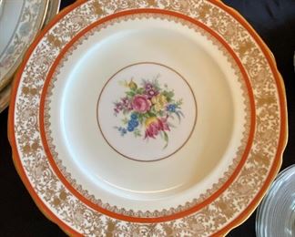 8 Handpainted Meito China Dinner Plates