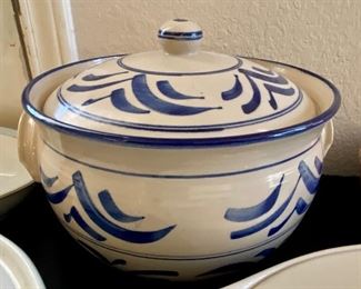 Invereske Donegal Ireland Pottery Cookware