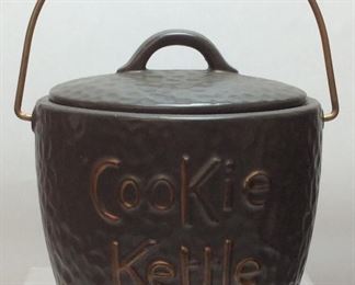 MCCOY COOKIE KETTLE JAR 1962-1964