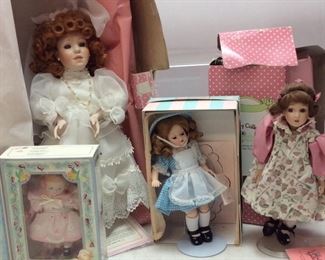 4 DOLLS MME ALEXANDER & TREASURE