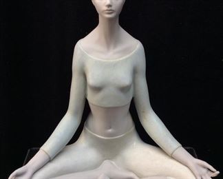 LLADRO YOGA 1 PORCELAIN FIGURE