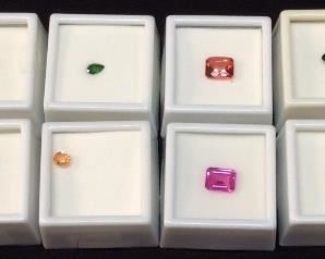 10 STONE LOTS, SEMI PRECIOUS STONES,
GREEN TOURMALINE, PINK SAPPHIRE, RED LABRADORITE, CHROME DIOPSIDE, CHERRY OPAL, GARNET,
