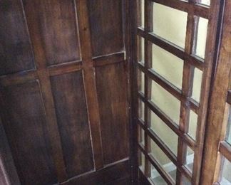 VINTAGE WOOD w GLASS PANELS ENGLISH TELEPHONE BOOTH