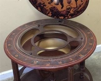 VINTAGE WORLD GLOBE BAR CABINET
