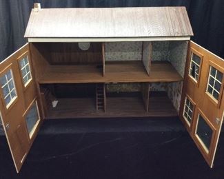 LARGE 6 ROOM VINTAGE DOLL HOUSE