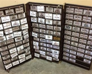 VINTAGE CHURCH NAME TAG WOODEN CASE