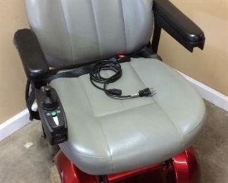 PRIDE JET 4 WHEEL ELECTRIC WHEEL CHAIR
GOOD WORKING CONDITION, CHARGING