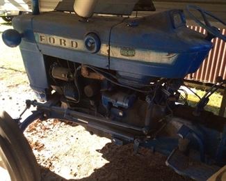 FORD 3000 TRACTOR, GOOD RUNNING CONDITIO