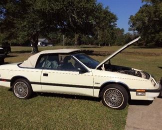 1988 CHRYSLER LEBARON, CAR RUNS