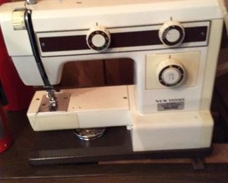 SEWING MACHINE