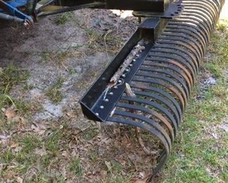 FARM TRACTOR RAKE