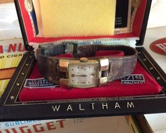 ANTIQUE WALTHAM WATCH