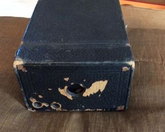 VINTAGE KODAK BROWNIE