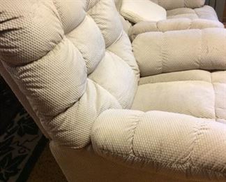 POWER RECLINER CHAIRS