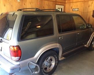 FORD EXPLORER EDDIE BAUER EDITION w 97,943 MILES IN GOOD RUNNING CONDITION,                 