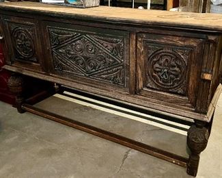 Carved Buffet