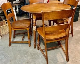 Heywood Wakefield Table & 4 Chairs