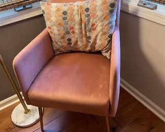 INSPIRED HOME Armchair