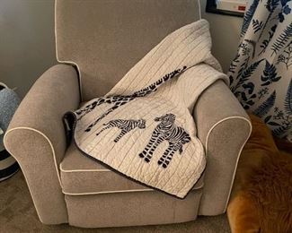 Swivel / Rocker Armchair