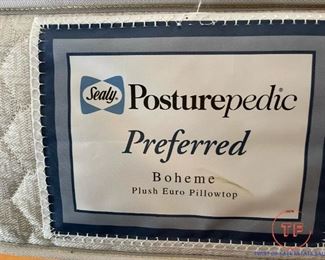 HICKORY & WHITE 9 Drawer Tallboy Dresser and Queen Size Sleigh Bed