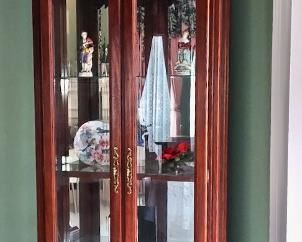 Lovely Curio Cabinet