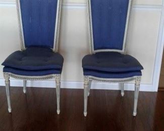 DINING CHAIRS 4 WITH FLUTED LEGS AND TALL BACKS ANTIQUE IVORY COLOR