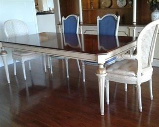 DINING TABLE MADE OF SOLID MAHOGANY AND CHAIRS