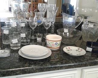 DISHES AND GLASSWARE