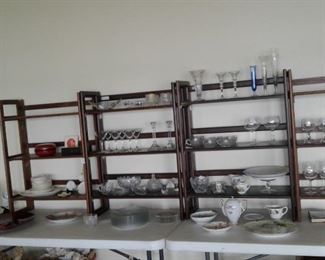 CRYSTAL AND CHINA PIECES