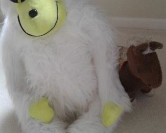 VINTAGE PLUSH ANIMALS