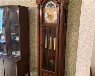 Ridgeway grandfather clock 