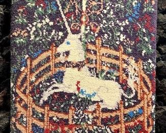 Large unicorn hooked rug wall hanging (approx 5' x 3')