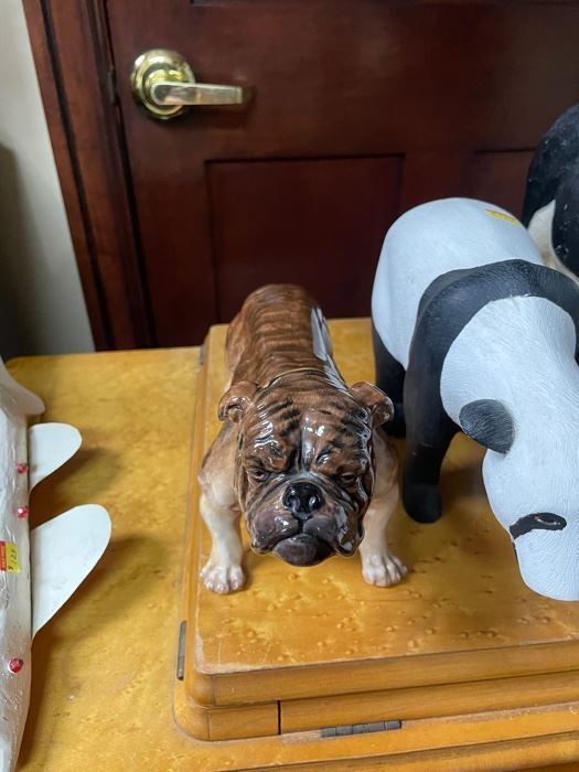 English bulldog Royal Doulton England