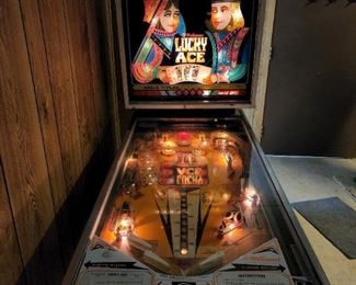 Lucky Ace Pinball 