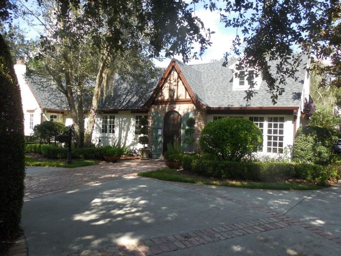 Graham's Unexpected SALE in Winter Park starts on 8/27/2022