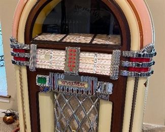 WURLITZER JUKEBOX