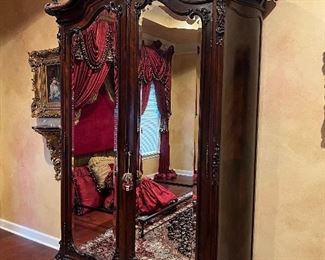 ANTIQUE FRENCH ROSEWOOD ARMOIRE