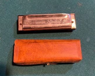 Harmonica 