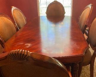 Table & chairs $400