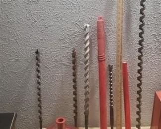 Milwaukee heavy duty drills all tested and working with huge drill bits. 