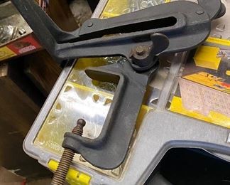 Old Saw Vise