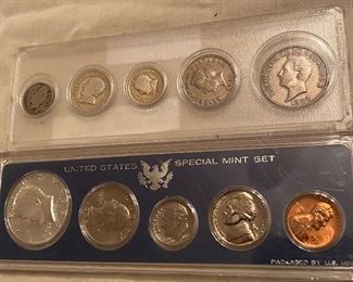 1967 U.S. Special Mint Set, El Salvador Coin Set