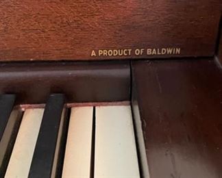 Vintage Baldwin Acrosonic Upright Piano. Serial #451822. Circa 1949 - 1950. Photo 3 of 7.
