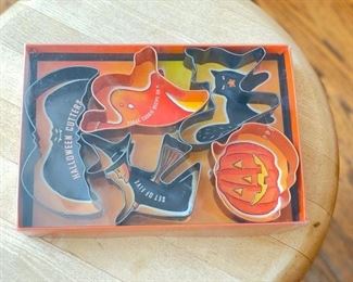 Set of 5 Halloween Cookie Cutters.