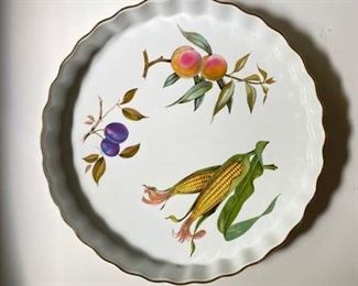 Royal Worcester Evesham Quiche Plate. Photo 1 of 2.