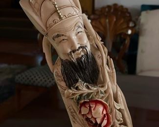 Pair of Carved Bone Asian Figurines. Photo 4 of 4.