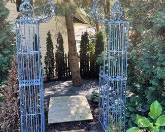 Arched Garden Trellis. Photo 1 of 2.