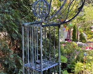 Arched Garden Trellis. Photo 2 of 2.